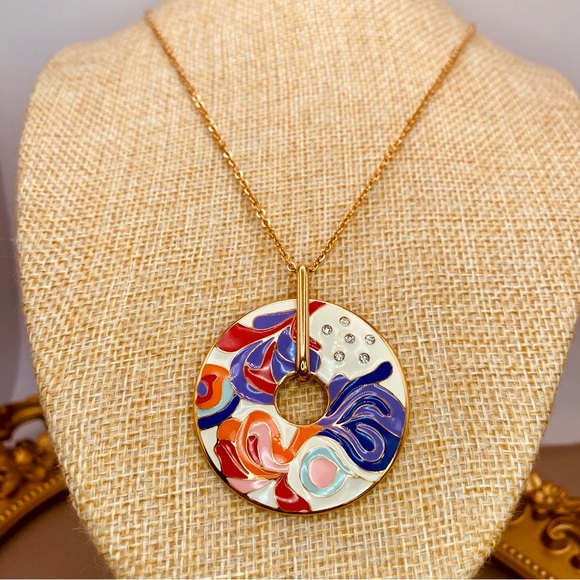 18K Gold Titanium Steel Orchid Bloom Medallion Pendant Dainty Chain Necklace - Picture 3 of 9